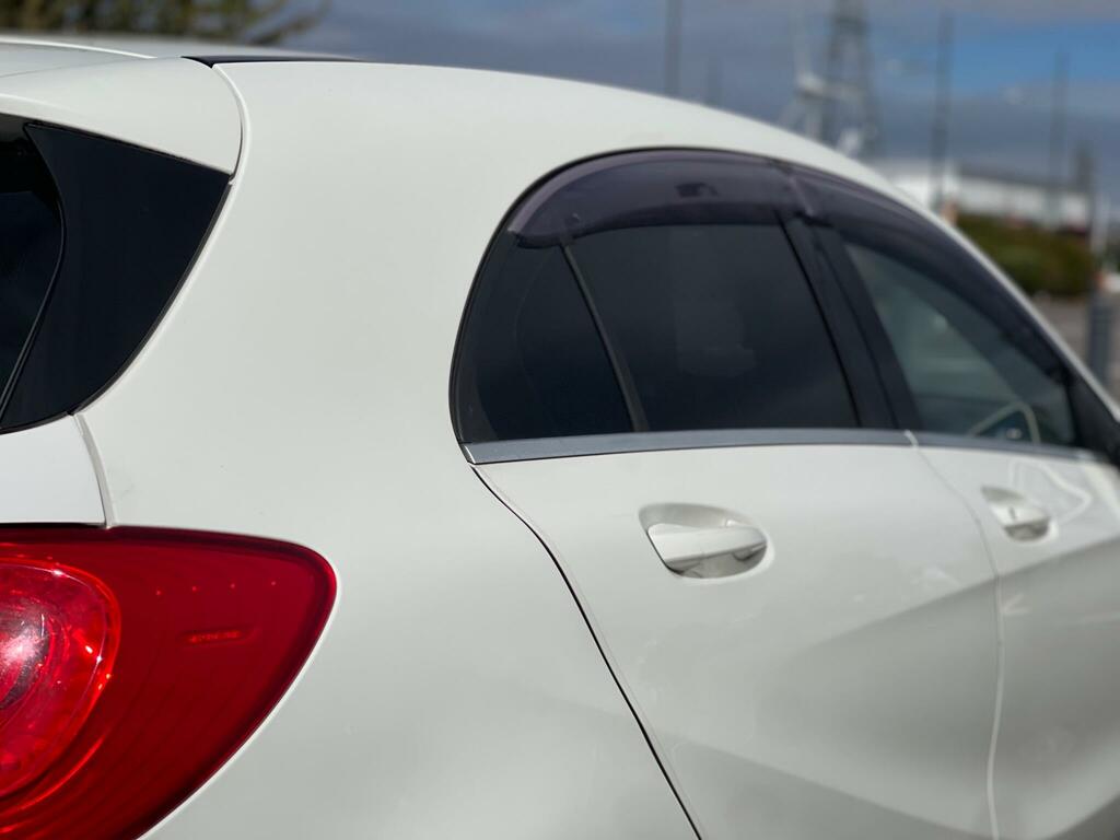 Mercedes-Benz A Class A200 Blueefficiency Amg Sport Silver #37