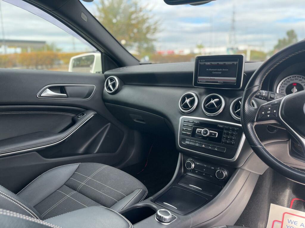 Mercedes-Benz A Class A200 Blueefficiency Amg Sport Silver #15