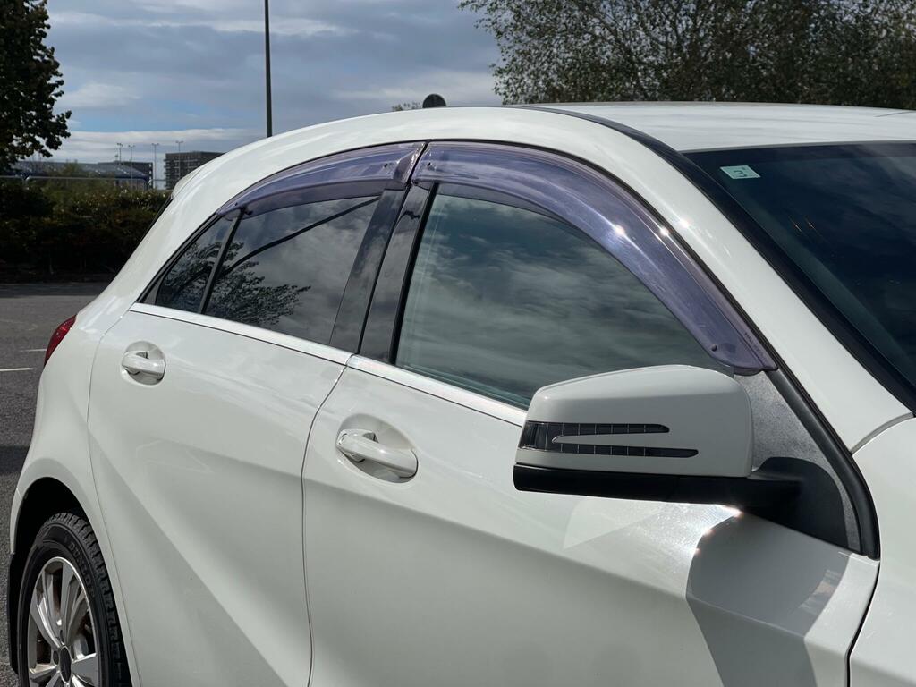 Mercedes-Benz A Class A200 Blueefficiency Amg Sport Silver #31