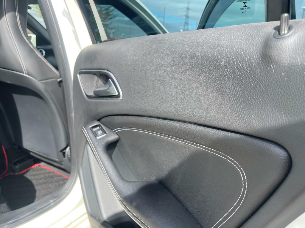 Mercedes-Benz A Class A200 Blueefficiency Amg Sport Silver #23