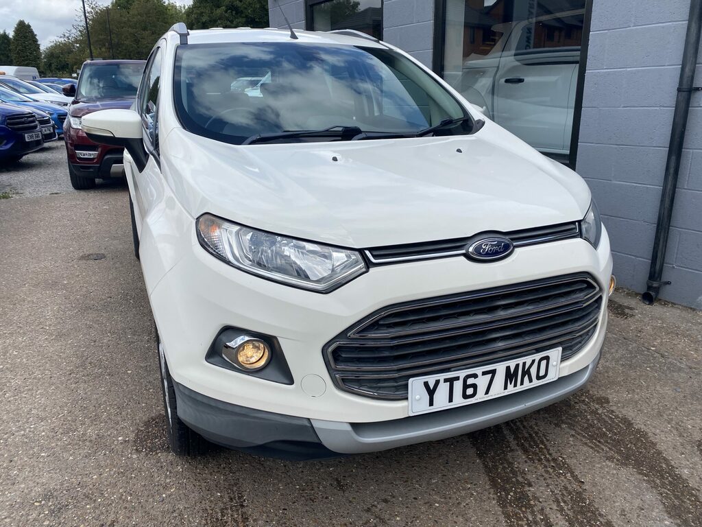 Ford Ecosport Ford Ecosport 1.5 Tdci Titanium 2Wd Mpv. Wh White