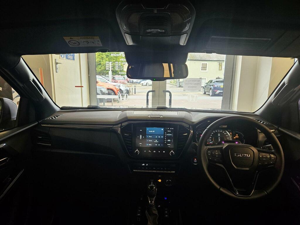 Isuzu D-Max 1.9 Td V-cross Commercial Red #11