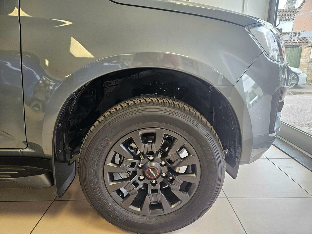 Isuzu D-Max 1.9 Td V-cross Commercial Red #8