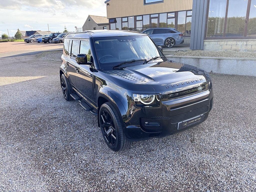 Land Rover Defender 110 Suv SP73OMW Black #2