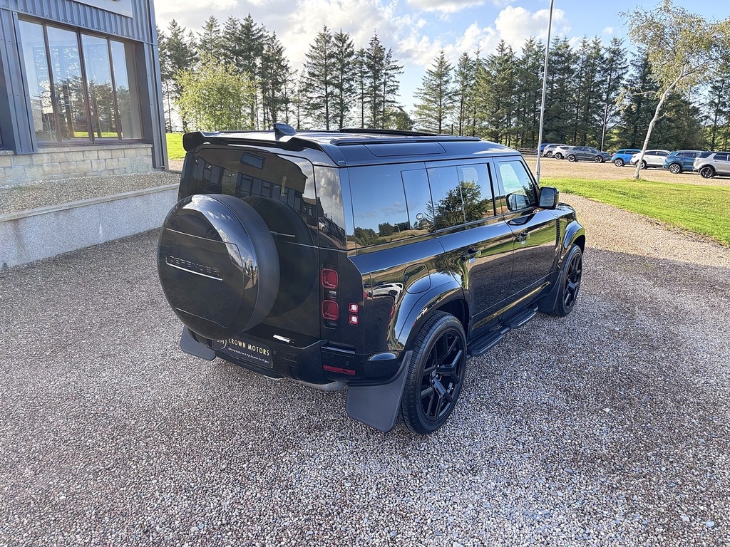 Land Rover Defender 110 Suv SP73OMW Black #5