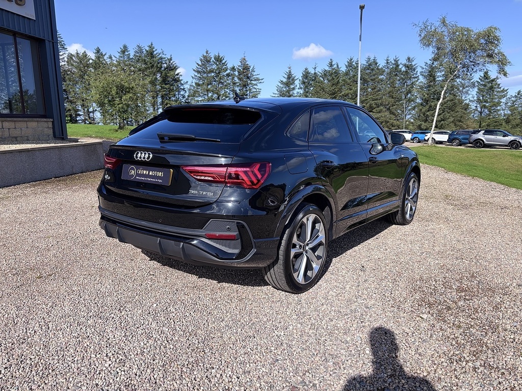 Audi Q3 Suv SV23NWG Black #4