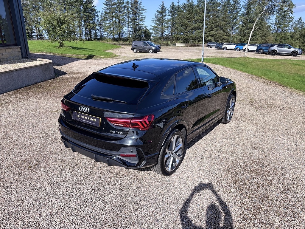 Audi Q3 Suv SV23NWG Black #5