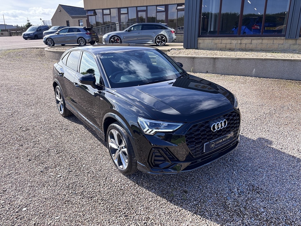 Audi Q3 Suv SV23NWG Black #3