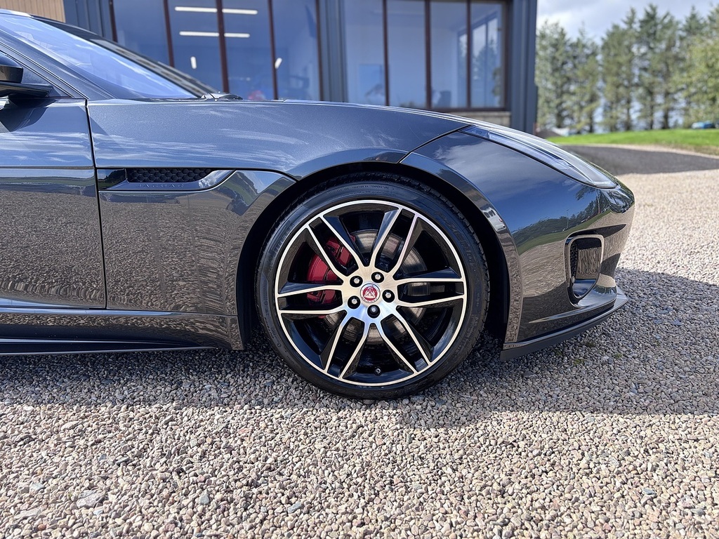 Jaguar F-Type 2019 3.0 V6 R-dynamic 336 Bhp White #15