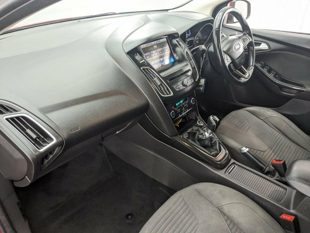 Ford Focus 1.0 Zetec 100 Bhp Grey #12