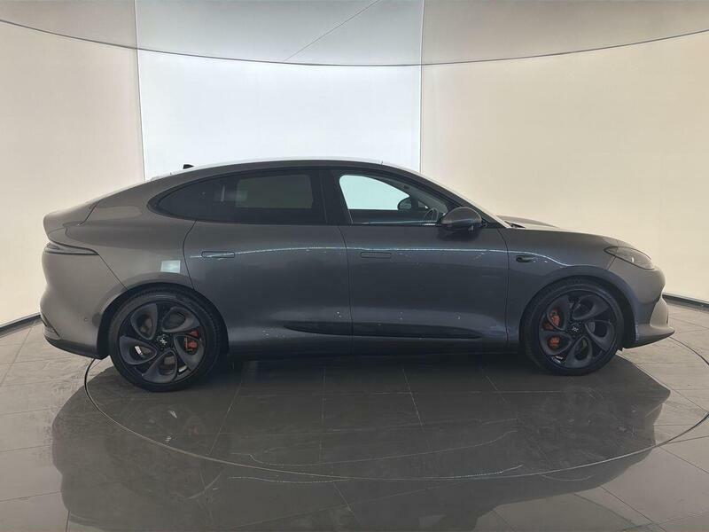 MG IM6 553Kw Launch Edition 100Kwh Awd Blue #9