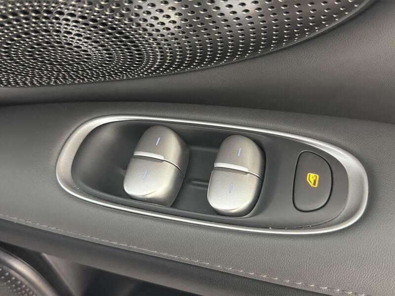 MG IM6 553Kw Launch Edition 100Kwh Awd Blue #33