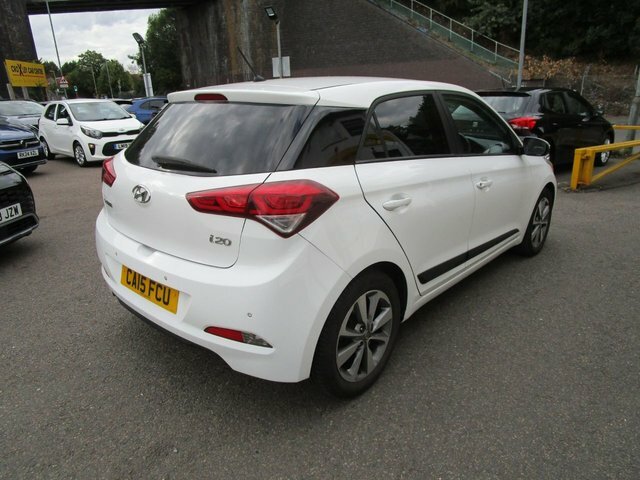 Hyundai I20 1.2 Blue Drive Se Red #7