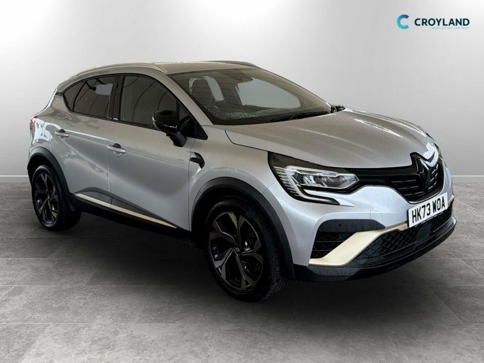 Renault Captur 1.6L E-tech Engineered Grey