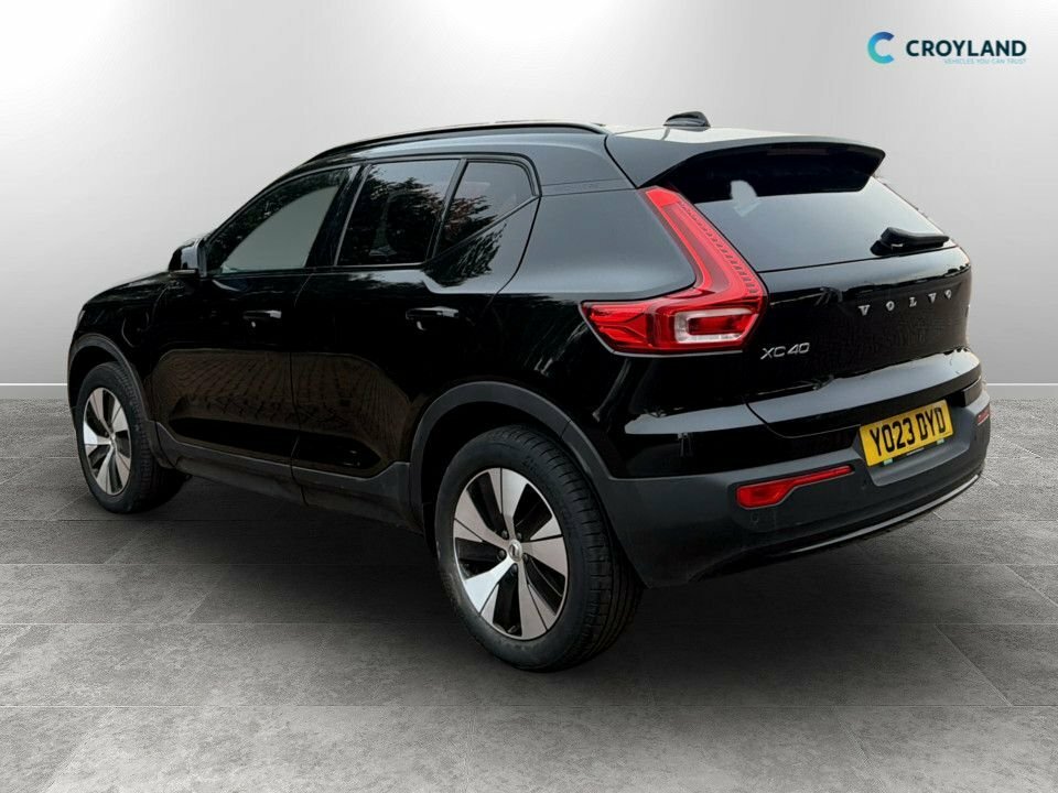 Volvo XC40 1.5L Plus YO23DYD Black #3