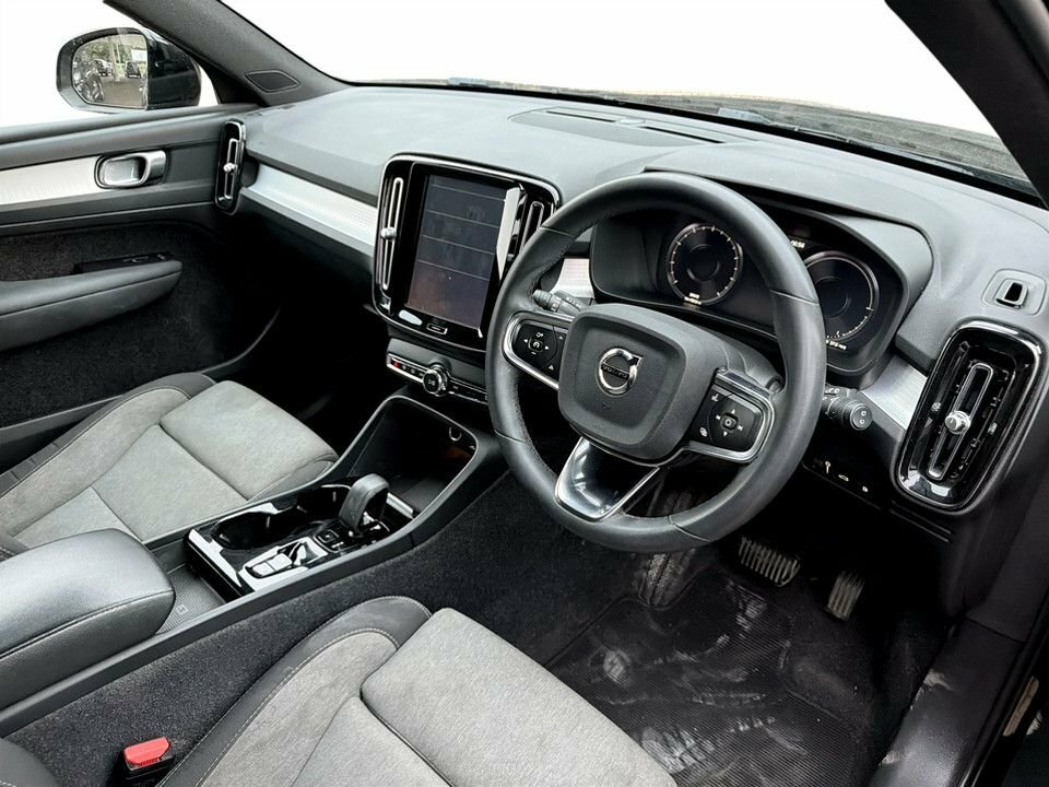 Volvo XC40 1.5L Plus YO23DYD Black #5