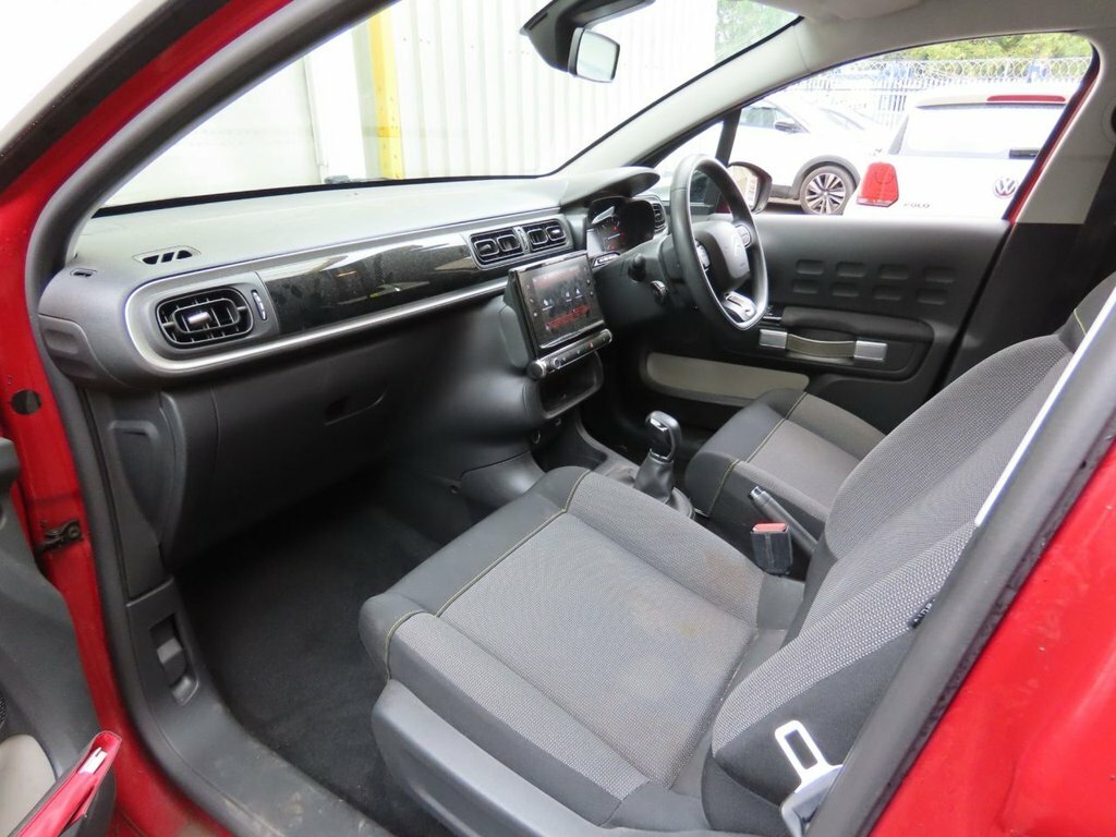Citroen C3 1.2L Feel Red #3