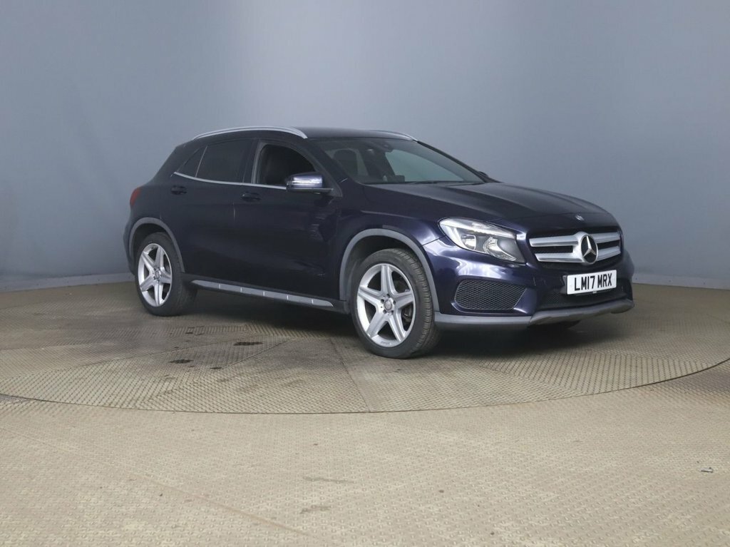 Mercedes-Benz GLA Class 2L Amg Line Blue