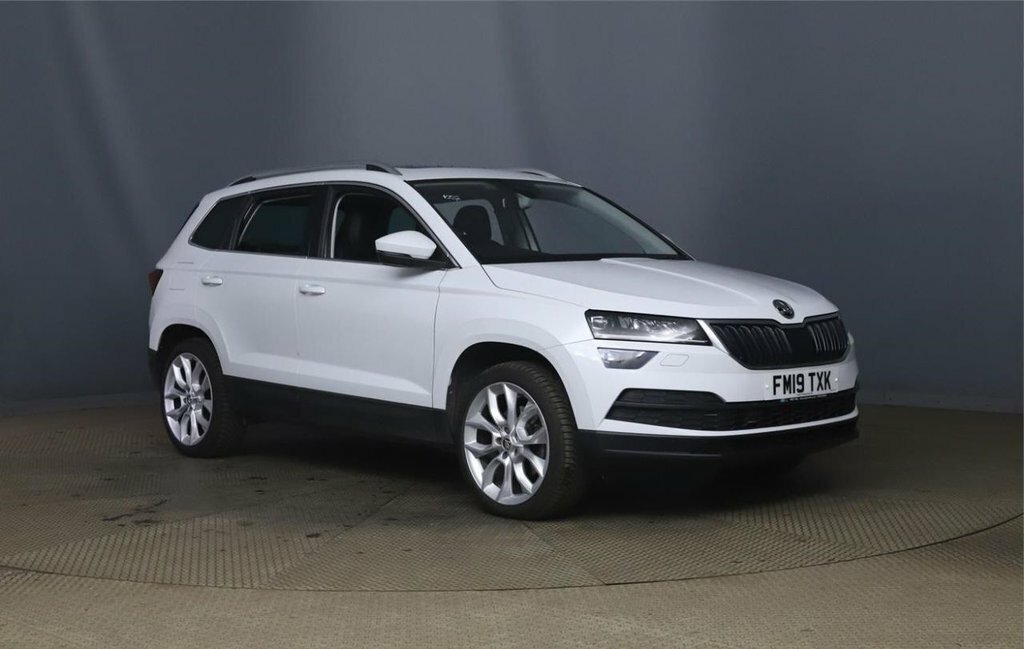 Skoda Karoq 2L Edition White #6