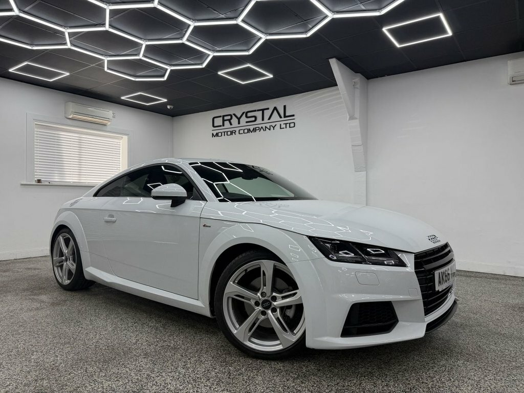 Audi TT 2L S Line White