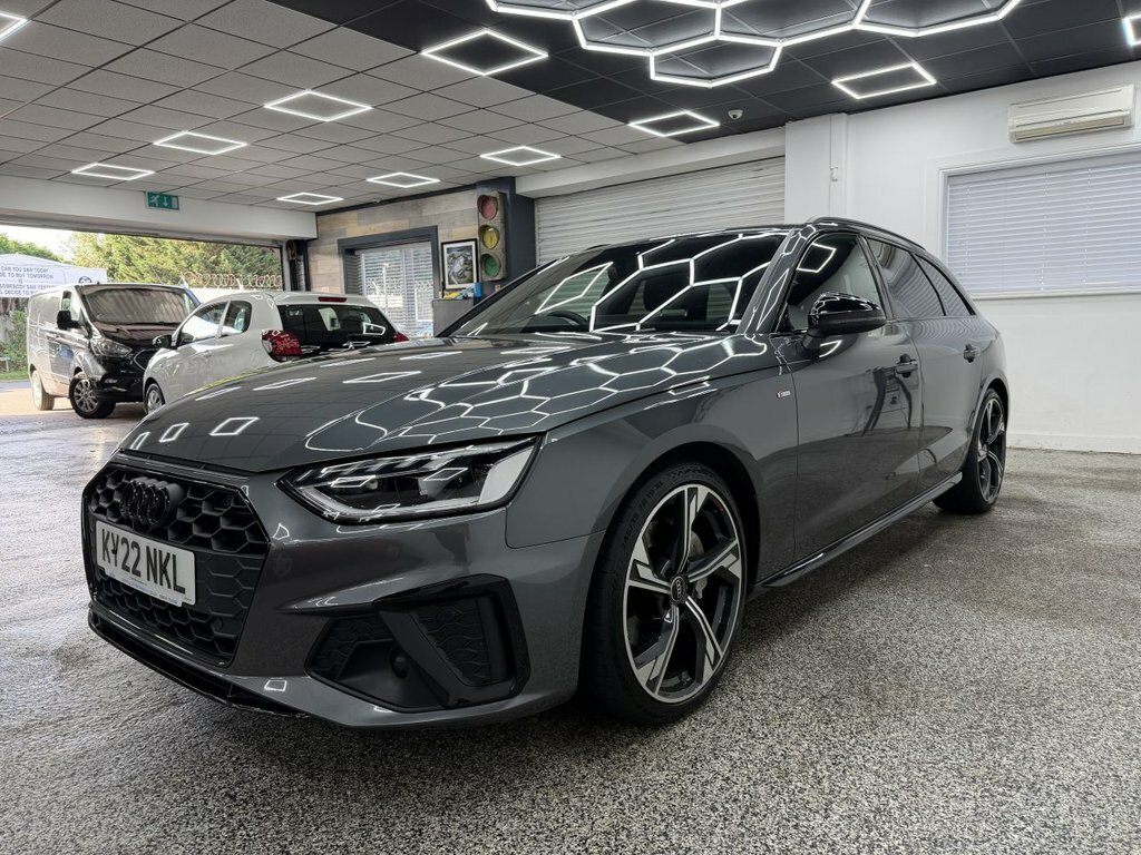 Audi A4 Avant 2L Black Edition Grey #6