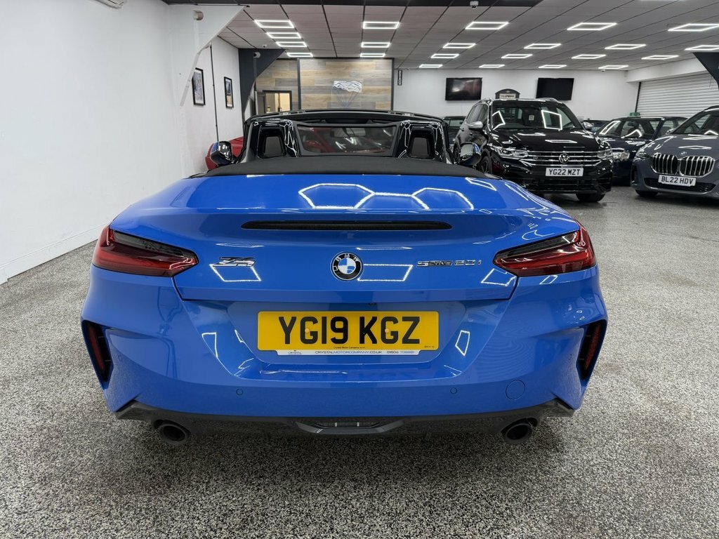 BMW Z4 Z4 M40i Black #4