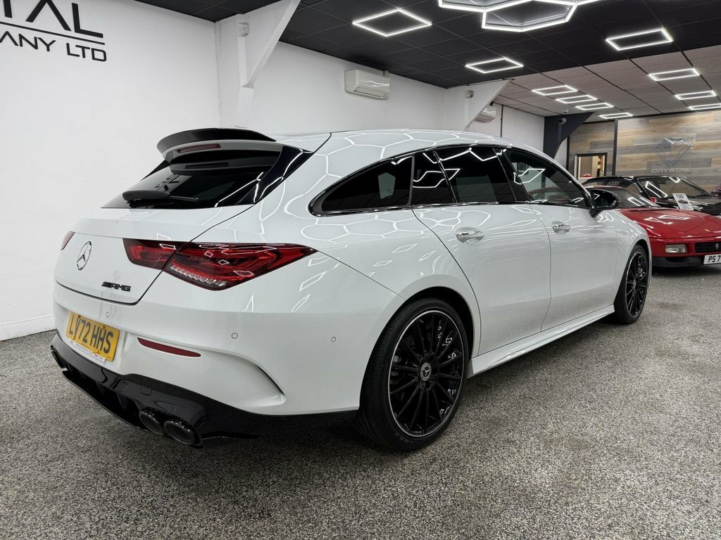 Mercedes-Benz CLA Class 1.3L Amg Line Night Edition White #3