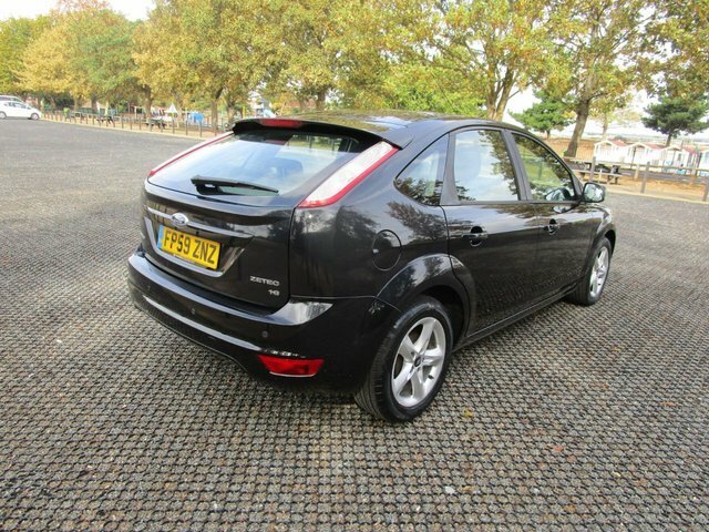 Ford Focus 1.6 Zetec Silver #2
