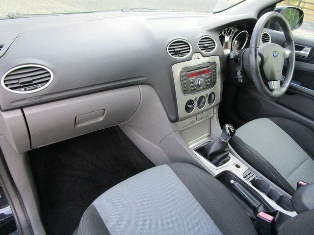 Ford Focus 1.6 Zetec Silver #5