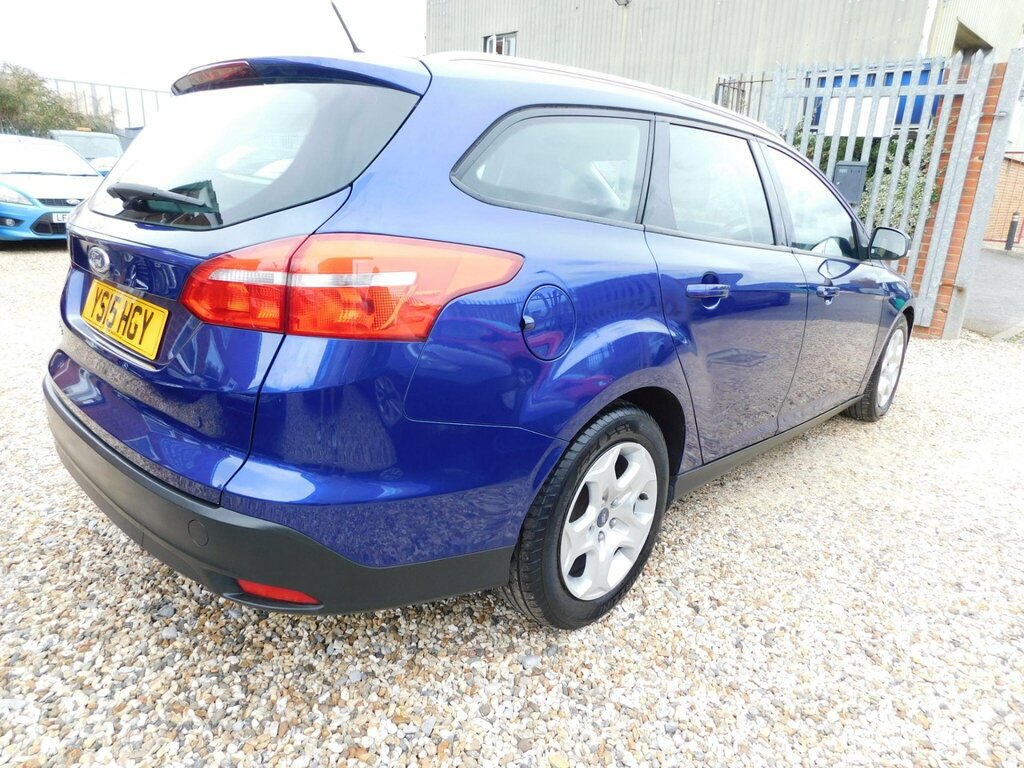 Ford Focus 1.5 Tdci Style Euro 6 Ss YS15HGY Blue #3