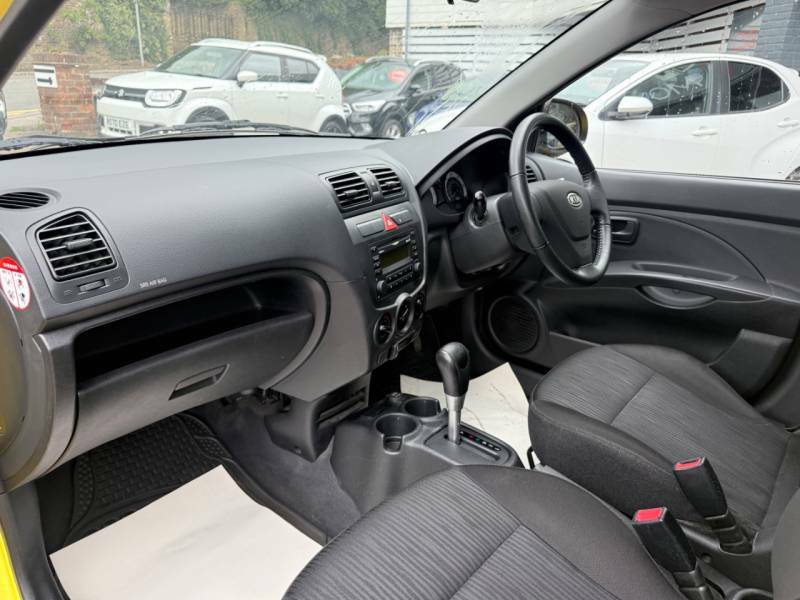 Kia Picanto 1.1 Chill - 1 Owner - Fsh - Alloys - Air Yellow #6