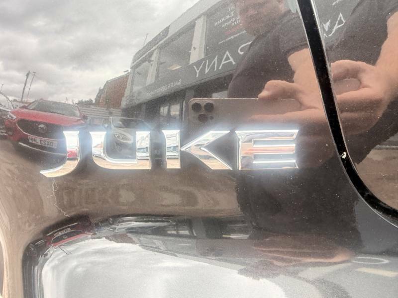 Nissan Juke Acenta Red #21