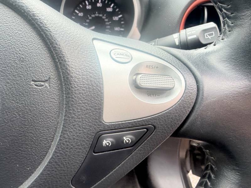 Nissan Juke Acenta Red #30