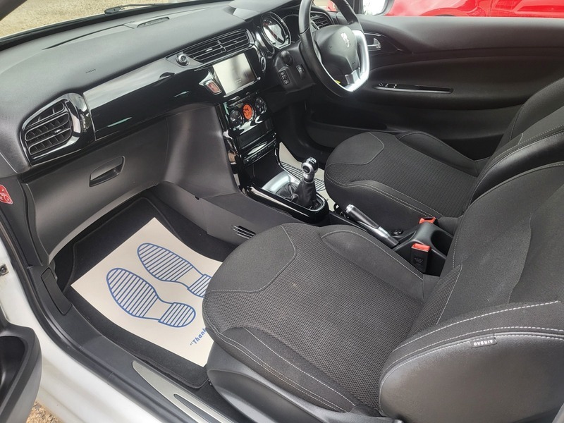 Citroen DS3 1.2 Puretech Dstyle Plus S S Black #20
