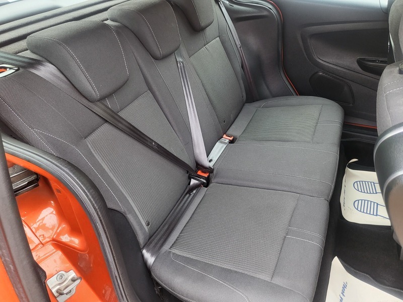 Ford B-Max 1.6 Zetec 104 Bhp Grey #16