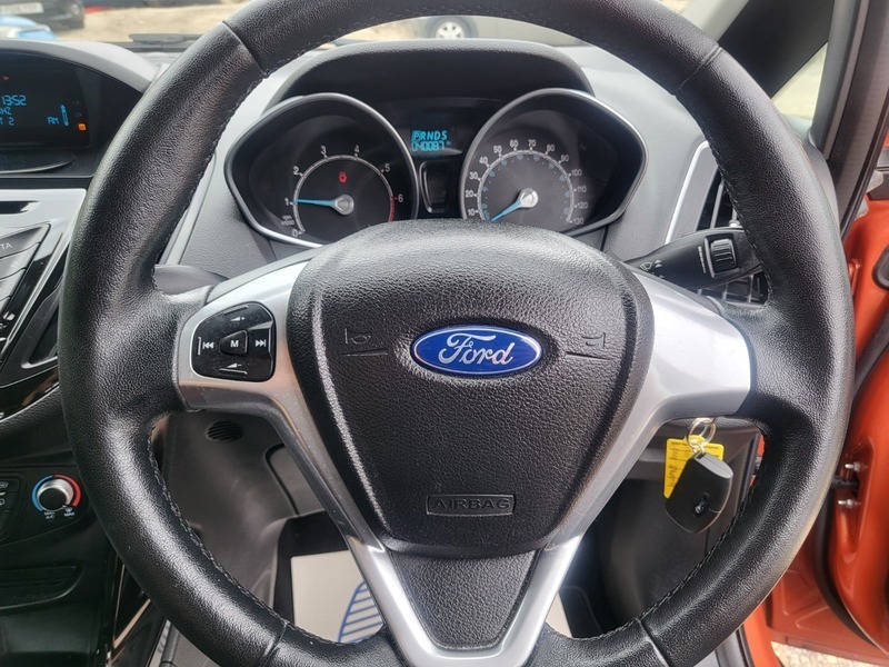 Ford B-Max Zetec Red #4