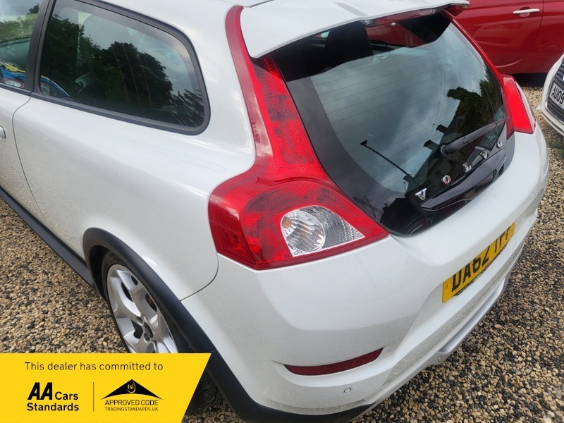 Volvo C30 R-design White #19