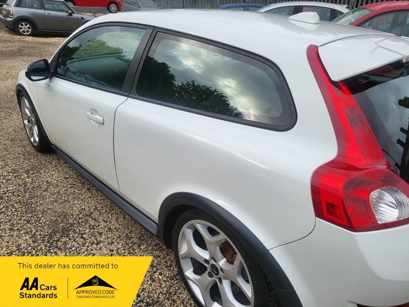 Volvo C30 R-design White #21