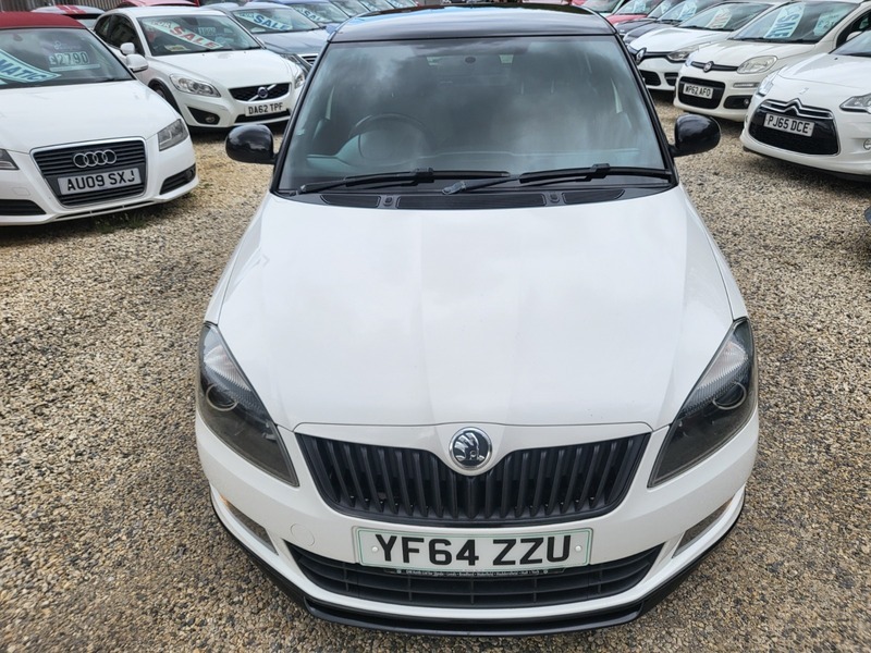 Skoda Fabia Black Edition White #5
