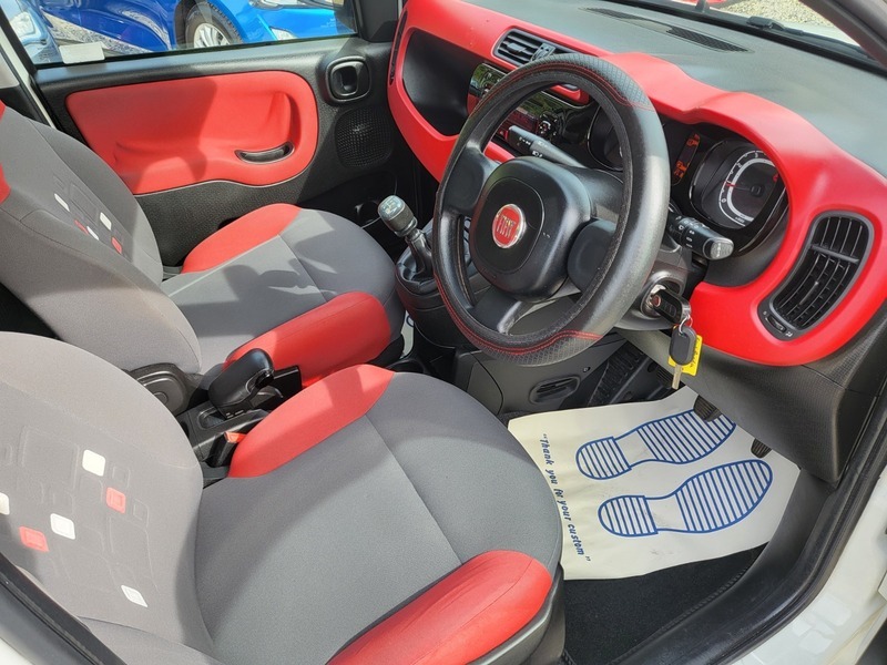 Fiat Panda Lounge White #2