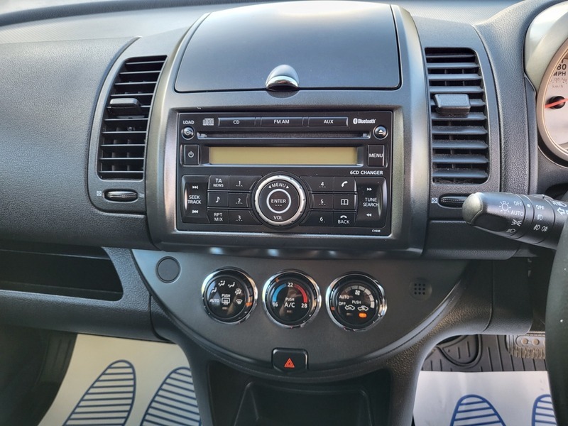 Nissan Note Tekna Blue #4