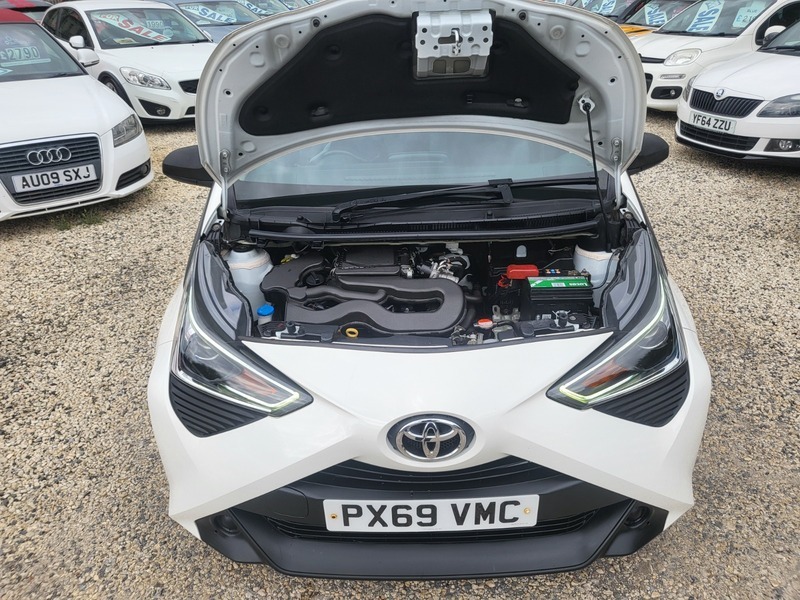 Toyota Aygo  Grey #25