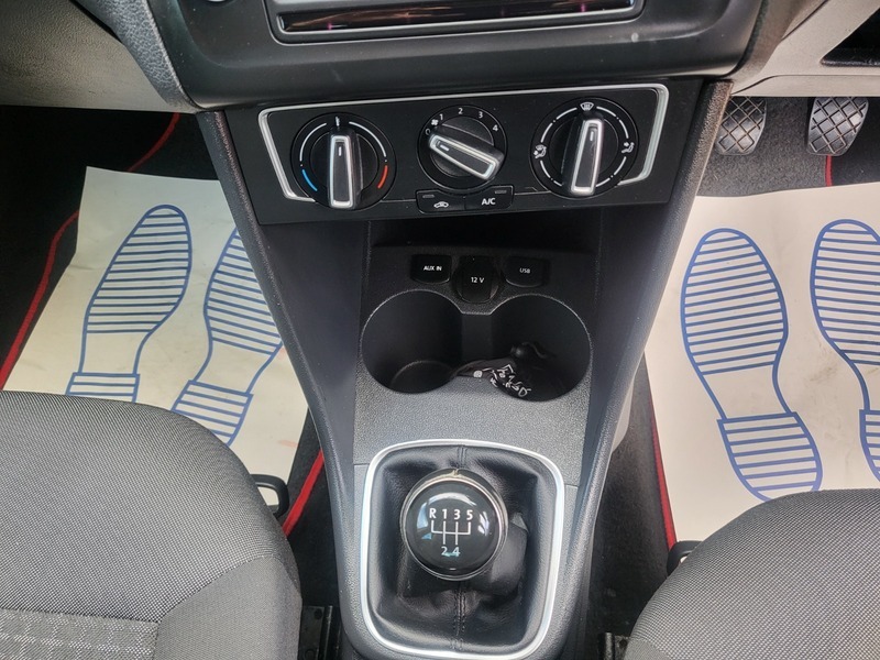 Volkswagen Polo Sel Tdi Red #6