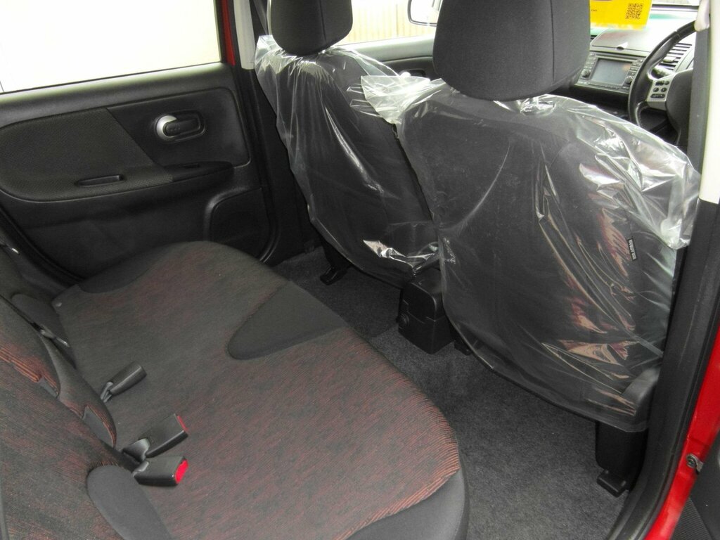 Nissan Note 1.4 16V N-tec Euro 4 Red #4