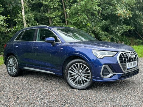 Audi Q3 1.5 Q3 S Blue