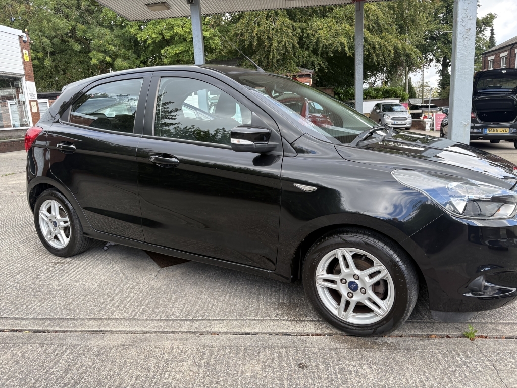 Ford KA+ 1.2 Zetec Black #2