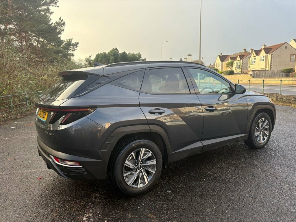Hyundai Tucson Se Nav White #13
