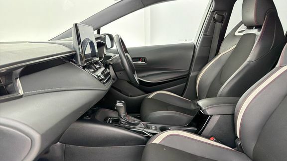 Toyota Corolla Gr Sport 1.8 Ts FM23GHO Black #5