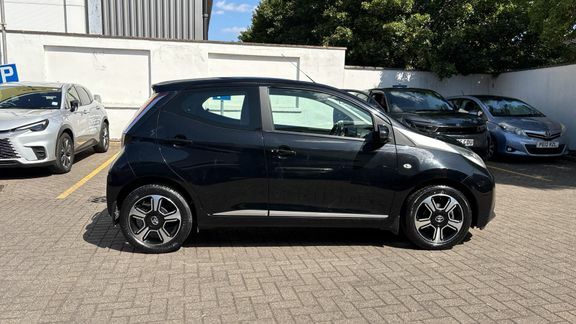 Toyota Aygo X X-pression Silver #23