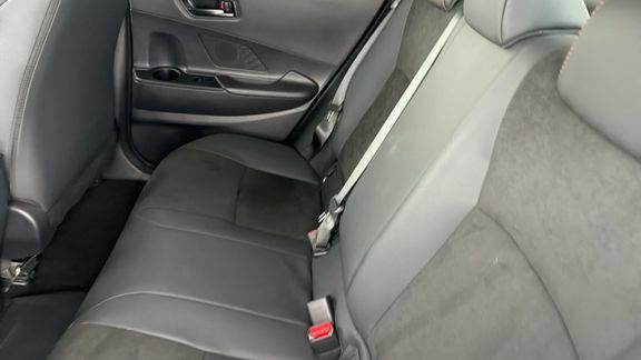 Toyota C-Hr Excel Blue #15